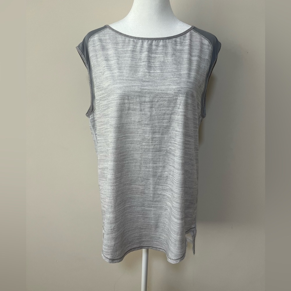 Lululemon Athletic Tank. Zero Flaws. Size 10.